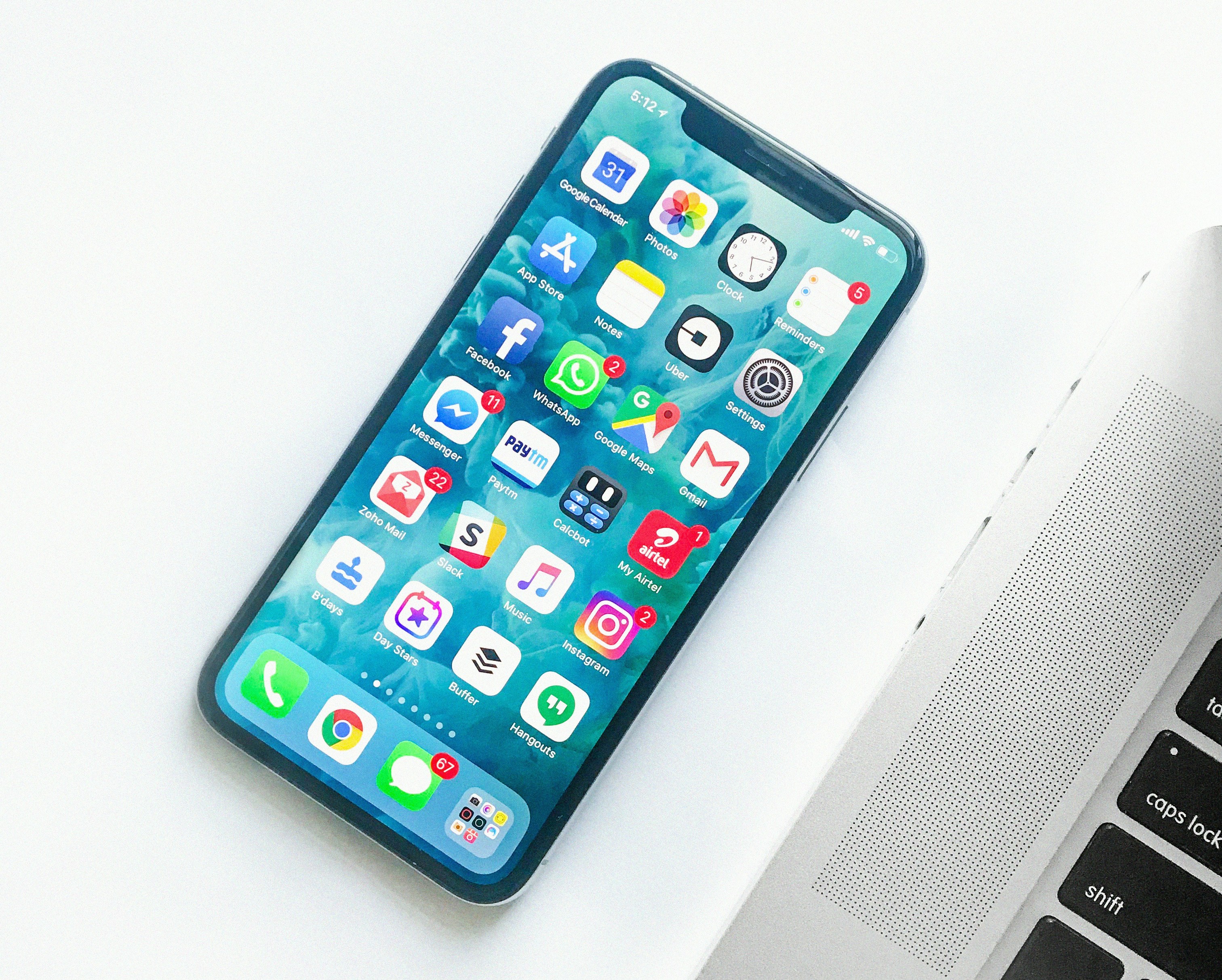 App-solutely Organized: Decluttering Your Phone’s Home Screen